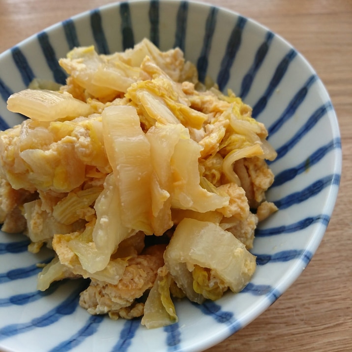 白菜と油揚げの卵とじ　味付けかんたん！